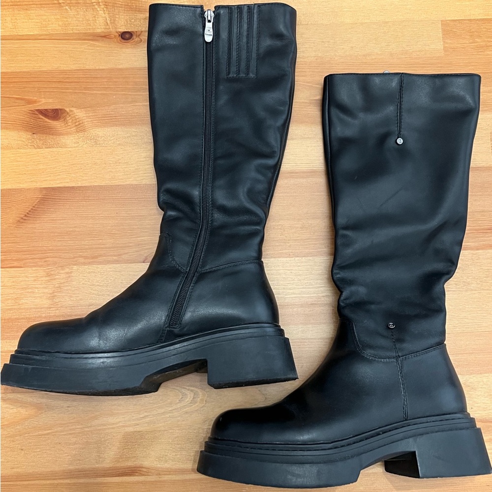 Leather warm Italian boots